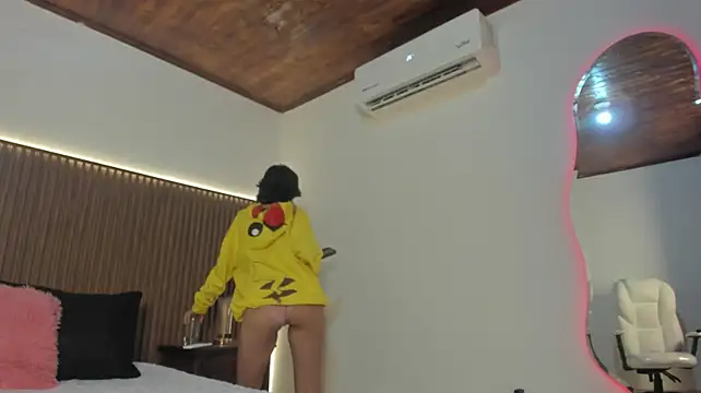melaniie_moon webcam