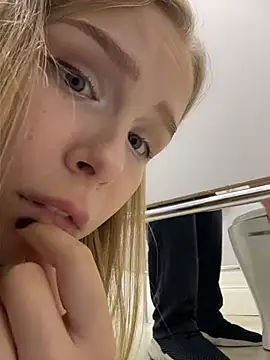 Liza_risky webcam