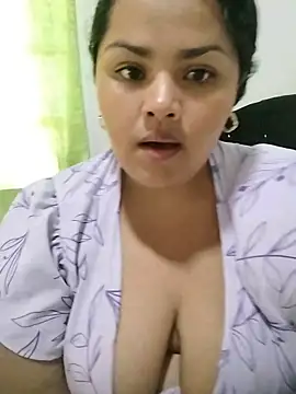 MiaBloom0 webcam