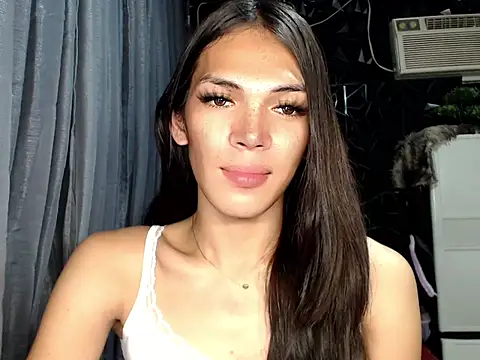 GORGEOUS_CARMEE live cam on StripChat
