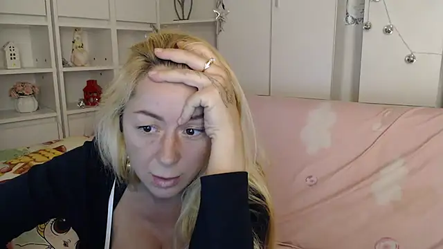 _karolynesyera_