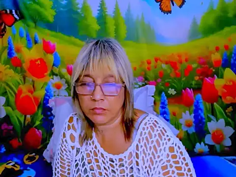 indianroxy webcam