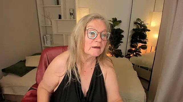 NataliMellow webcam