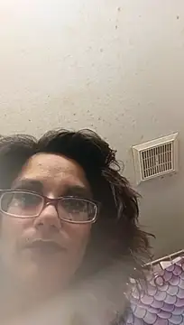 MamaB88 webcam