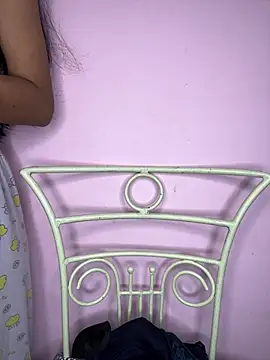cute_simmy0 webcam