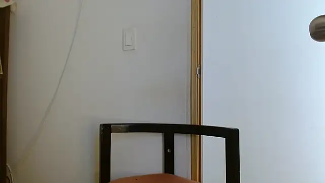 naiaratobon__ webcam
