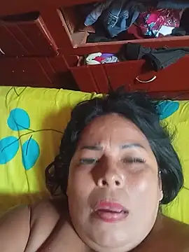 Mother-Big-tits webcam