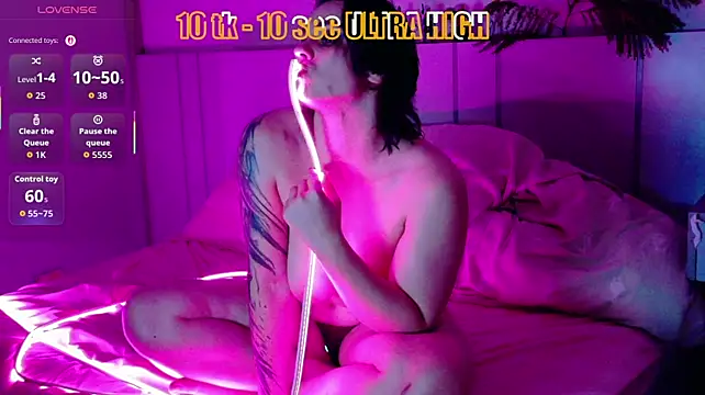Red_RoxyFoxy webcam