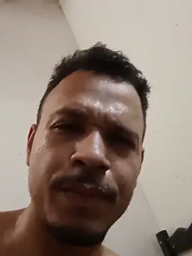 daniloferrazatv (M young) - Banho de água fria 🚿Cold shower, naked