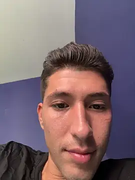Valentiino69