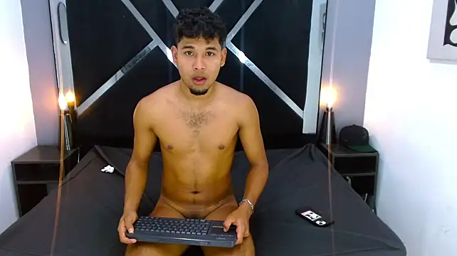 marius_ponce (M twink) - hard masturbation