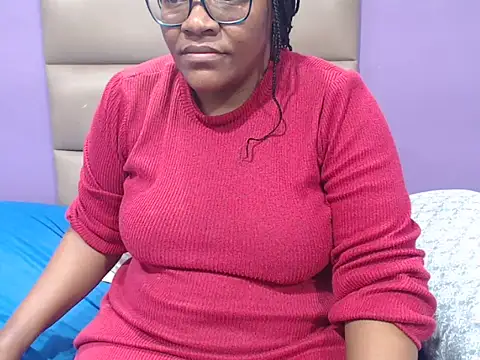 bustymomo (F milf) - please buy me toys