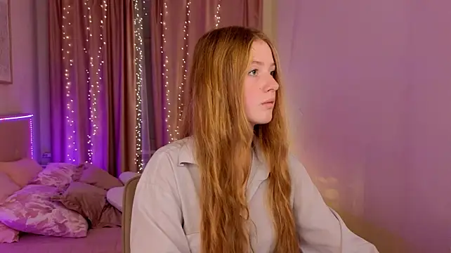 dan1ella_sun live cam on StripChat