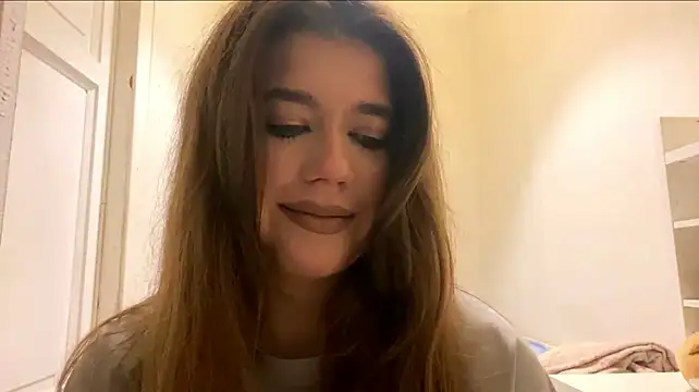 TildaKauble 🏴 online nude chat