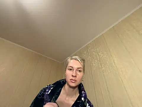 BlondieOnline_