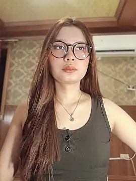 hugecock_belle