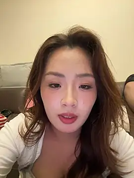 Yomi009 webcam