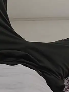 sexygujjuboy699 live cam preview