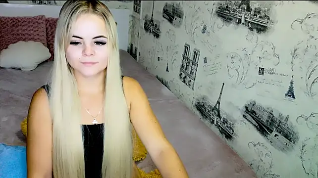 lovely-eyes webcam