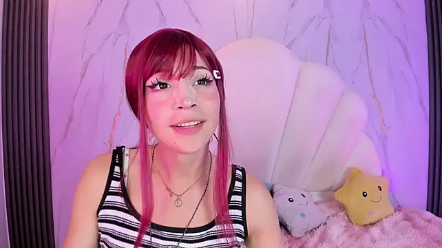 AliiceWonderland_ webcam
