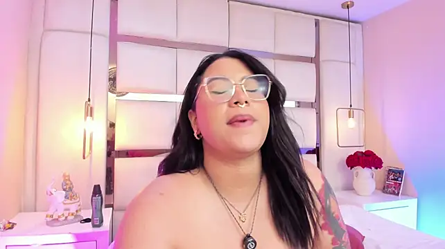 elizavenus live cam on StripChat