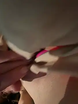 -AngelAri-