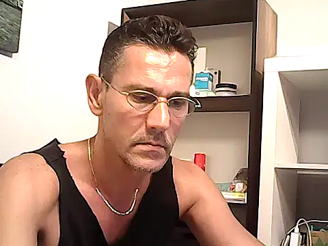 mastercharisma35 webcam