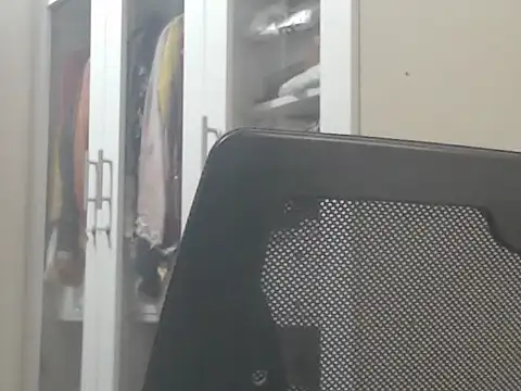 NancyRuvi webcam