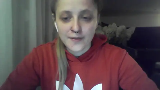 LeaWetGirl live cam on StripChat