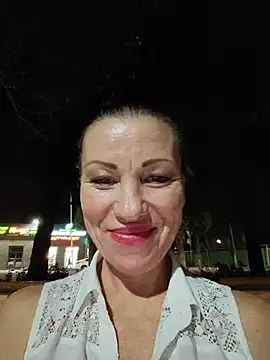 pure_elena live cam on StripChat