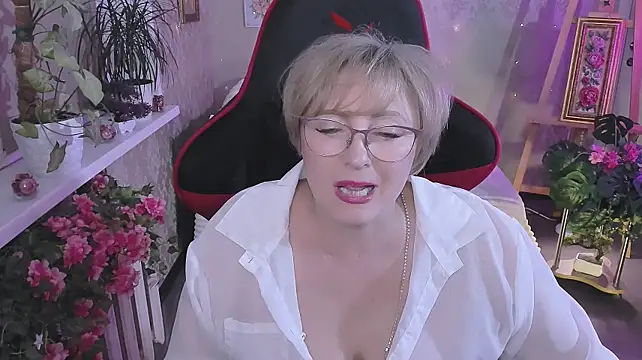 sugar_vivien live cam on StripChat