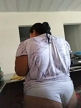 MiaBloom0 live cam on StripChat
