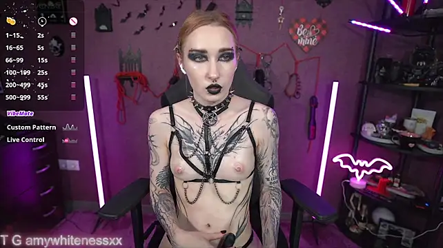 amywhitenessxx webcam