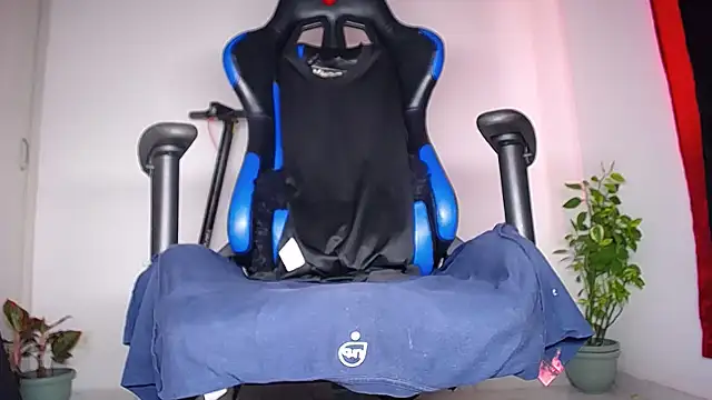 MAXJONES_2 webcam