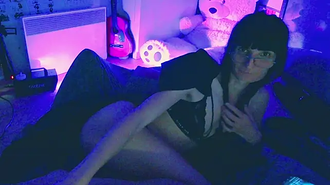 CeriseLapine webcam