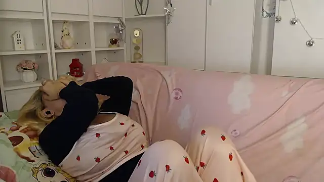 _karolynesyera_ webcam