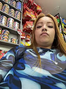 Tatiana_O live cam on StripChat