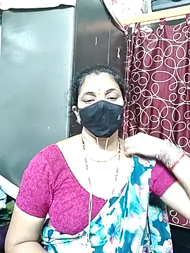 Leela_555