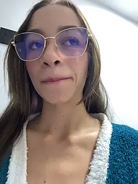 Chloe_Key