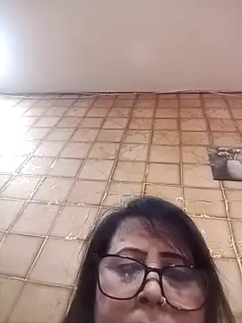 HOTIE_BHABHIII