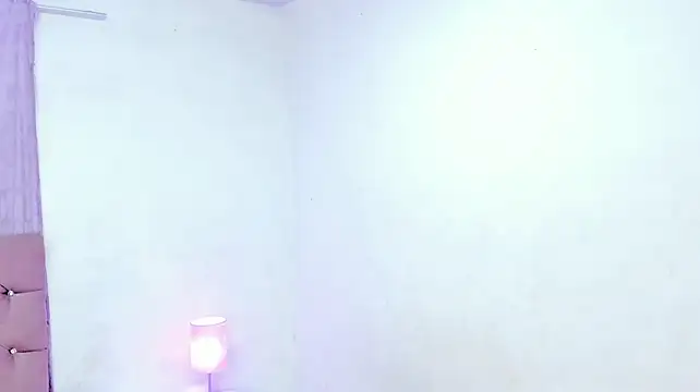 Latinabombsheell webcam