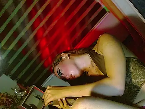 HOLLYWOOD_QUEEN_88 webcam