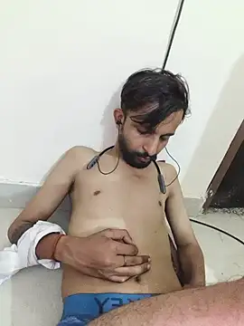 Shubu_76768 webcam