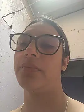NinaFlow_22 webcam