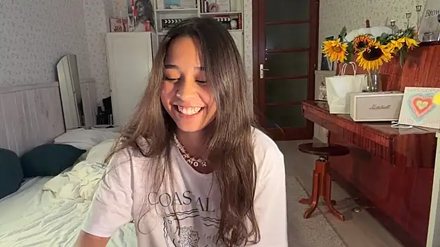 ReynaMccarron webcam