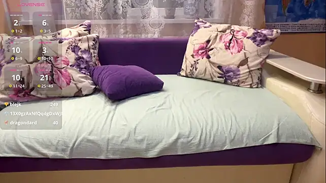 KristaMuyres webcam