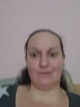 BustyLadyAlma webcam