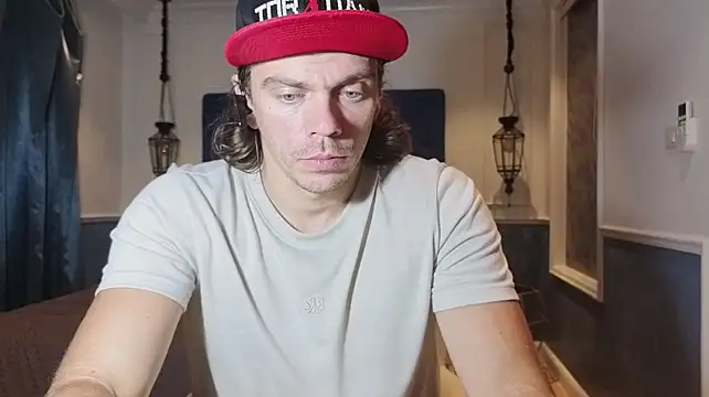 Marrymeplz webcam