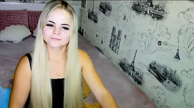 lovely-eyes webcam