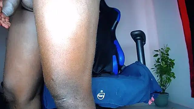 MAXJONES_2